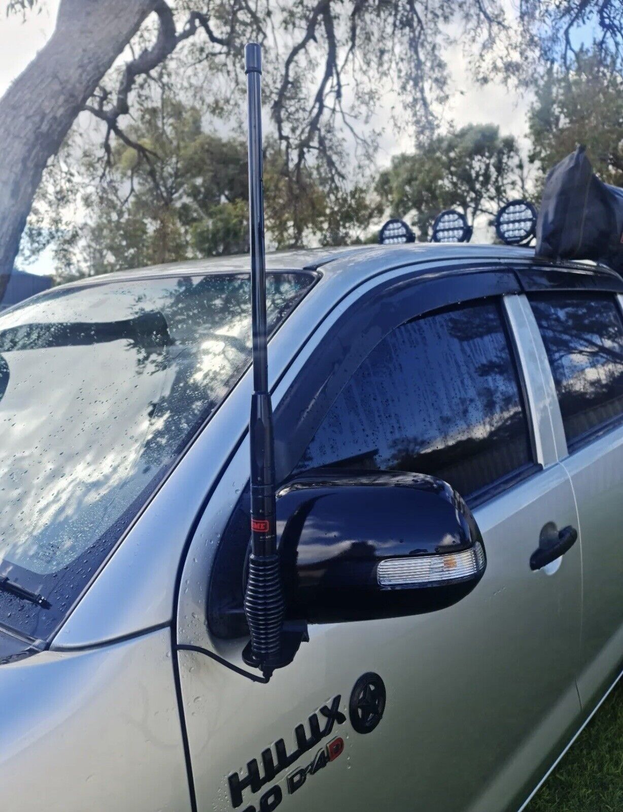 ANTENNA BRACKET TO SUIT N70 TOYOTA HILUX